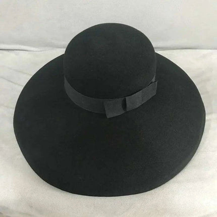 Elegant Black Felt Wide Brim Floppy Hat with Satin Ribbon - Perfect for Winter Celebrations and Chic Events - Très Elite