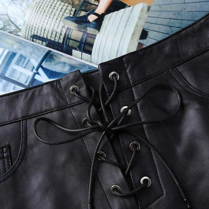 Elegant Black Leather Women's Low Waist Shorts Skirt - Très Elite