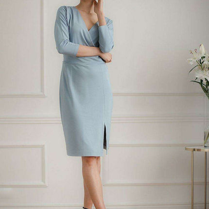 Elegant Black Midi Dress with Kimono Sleeves and Playful Front Slit - Très Elite