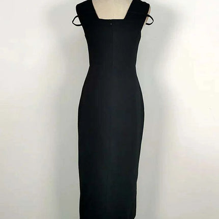 Elegant Black Sleeveless Evening Dress with Bow Detail and High Slit - Très Elite
