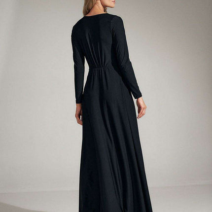 Elegant Black V-Neck Flared Dress with Stylish Slit - Très Elite