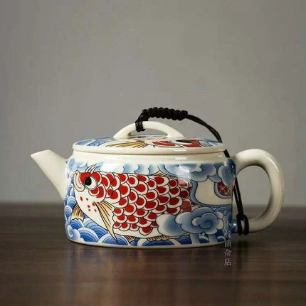 Elegant Blue and White Porcelain Kung Fu Teapot for Luxurious Tea Experiences - Très Elite