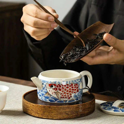 Elegant Blue and White Porcelain Kung Fu Teapot for Luxurious Tea Experiences - Très Elite