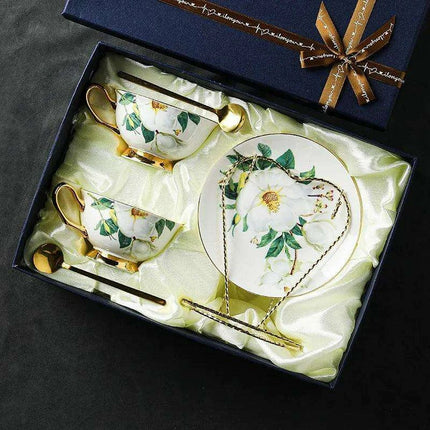 Elegant Bone China Tea Cup Collection for Enchanting Tea Moments and Sophisticated Gatherings - Très Elite