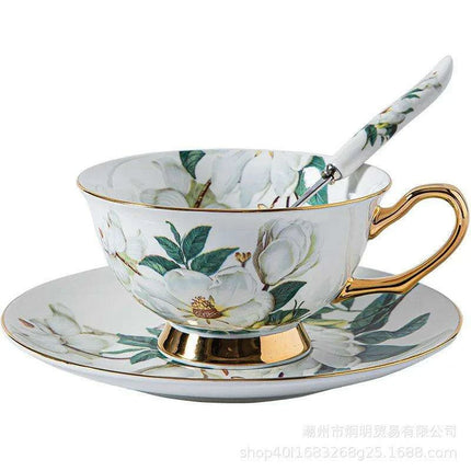 Elegant Bone China Tea Cup Collection for Enchanting Tea Moments and Sophisticated Gatherings - Très Elite
