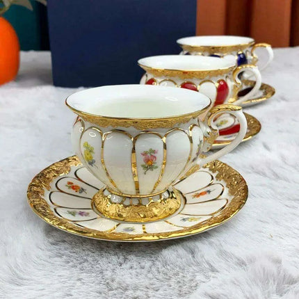 Elegant Bone China Tea Set for Luxurious Gatherings - Très Elite