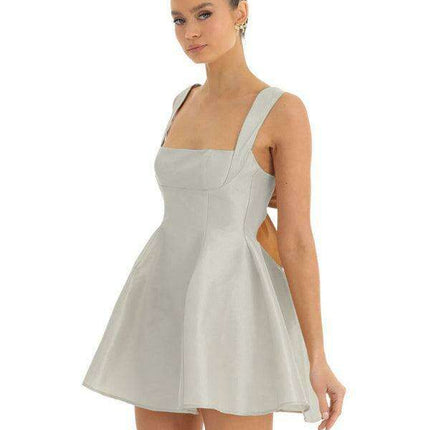 Elegant Bow-Detail Square Neck Swing Dress - Flattering and Versatile Fashion Piece - Très Elite