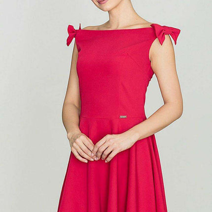 Elegant Bow-Embellished Cocktail Dress - Très Elite