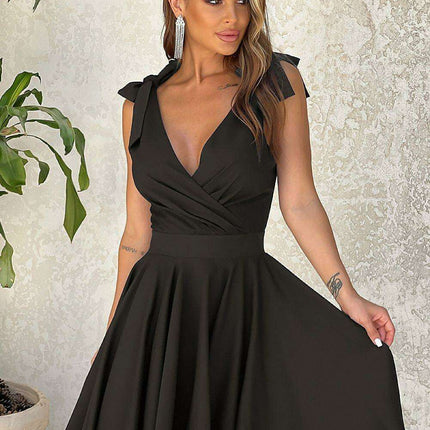 Elegant Bow-Embellished Evening Dress - Très Elite