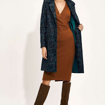 Elegant Button Up Overcoat With Classic Collar Design - Très Elite