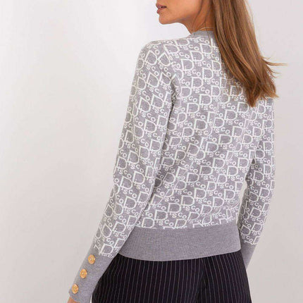 Elegant Button-Up Sweater - Très Elite