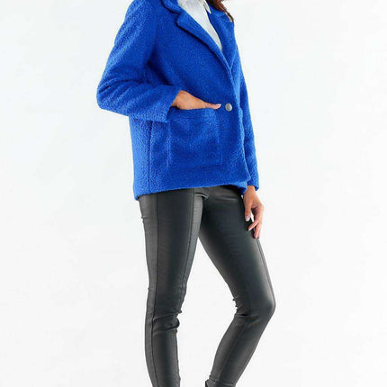 Elegant Buttoned Warmth Jacket - Très Elite
