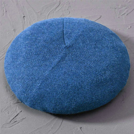 Elegant Cashmere Blend Beret - Trendy Winter Hat for Fashion-Forward Women - Très Elite
