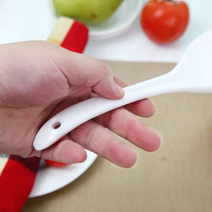 Elegant Ceramic Soup Ladle with Extended Reach for Effortless Serving - Très Elite
