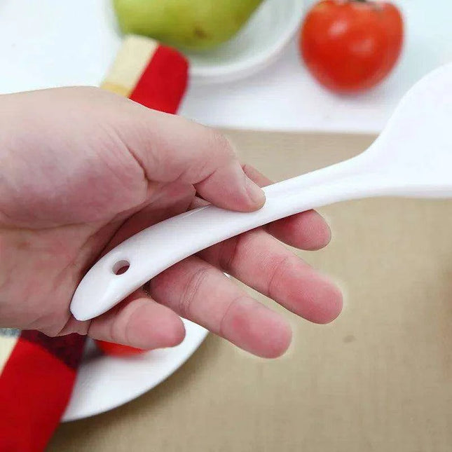 Elegant Ceramic Soup Ladle with Extended Reach for Effortless Serving - Très Elite