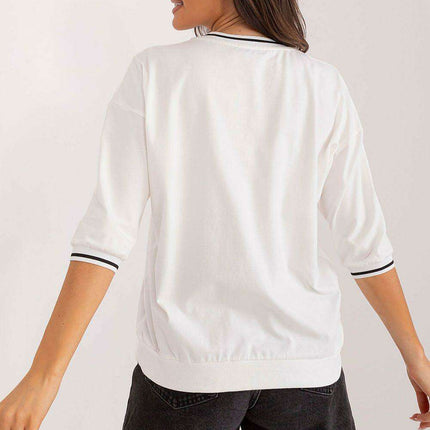 Elegant Chain-Detail Top - Très Elite