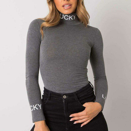 Elegant Chic: The Exquisite Moda Blouse - Très Elite