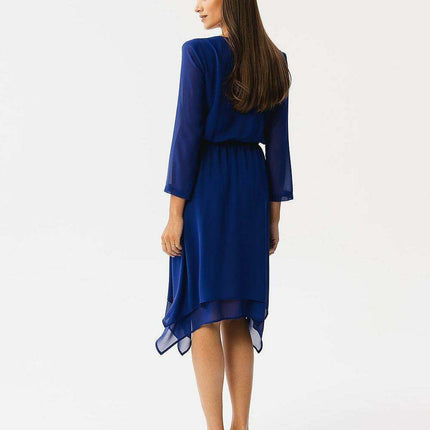 Elegant Chiffon Dress with Asymmetrical Hem and Stylish Sleeves - Très Elite