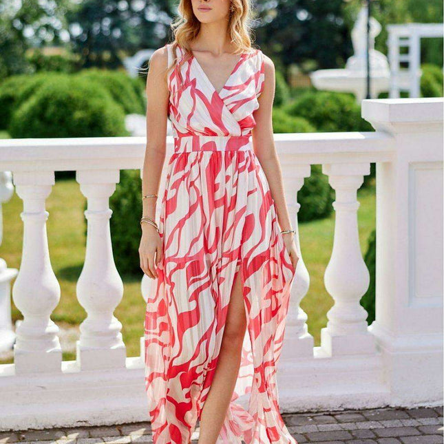 Elegant Chiffon Maxi Gown with Stylish Details