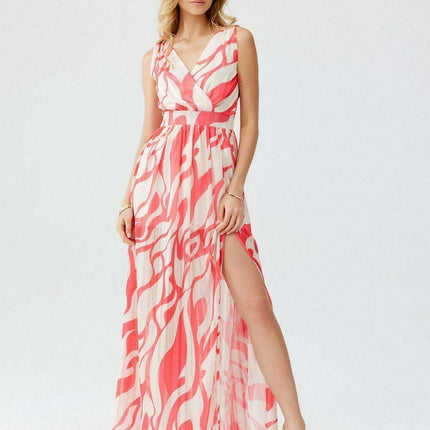 Elegant Chiffon Maxi Gown with Stylish Details - Très Elite