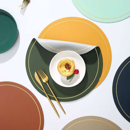 Elegant Circular PVC Leather Dining Placemats for a Luxurious Table Setting