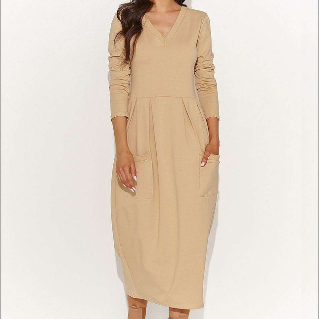 Elegant Comfort Knit Midi Dress: A Perfect Blend of Style and Ease