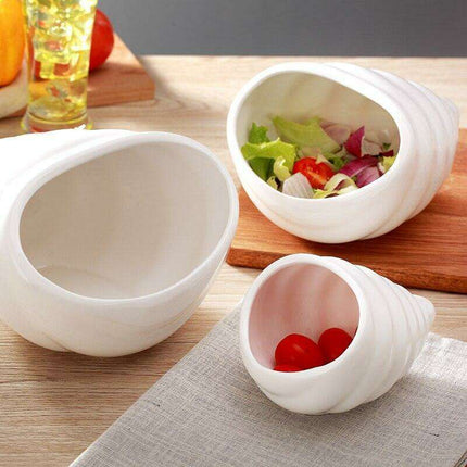 Elegant Conch-Inspired Ceramic Dinner Plate for Stylish Dining - Très Elite