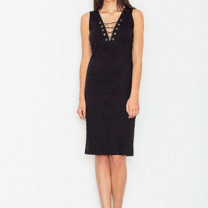 Elegant Cotton Knit Evening Dress with Stylish Neck Tie - Très Elite