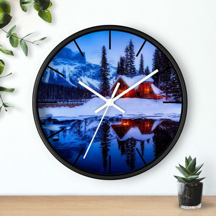 Elegant Crystal Elegance Wall Clock - Luxurious Timepiece for Exquisite Home Decor