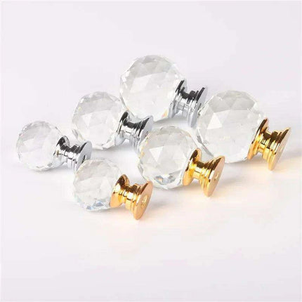 Elegant Crystal Sphere Cabinet Knobs - Chic Drawer Pulls Available in Various Sizes - Très Elite