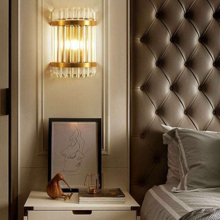 Elegant Crystal Wall Sconce - Modern Illumination for Home and Bath - Très Elite