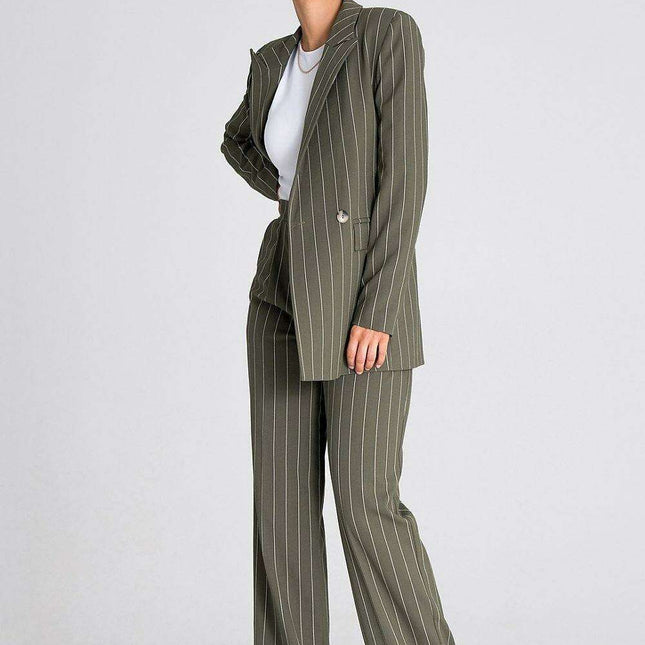 Elegant Double-Breasted Jacket: A Perfect Fusion of Style and Comfort