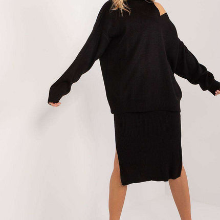 Elegant Ease: Sleeveless Dress and Heart-Neck Sweater Set - Très Elite