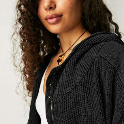 Elegant Ease Zip-Up Hoodie with Functional Pockets - Très Elite
