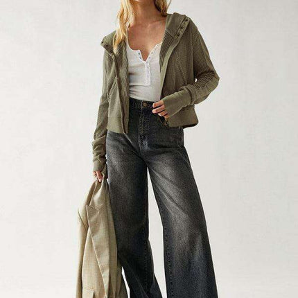 Elegant Ease Zip-Up Hoodie with Functional Pockets - Très Elite