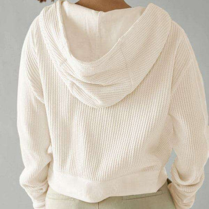 Elegant Ease Zip-Up Hoodie with Functional Pockets - Très Elite