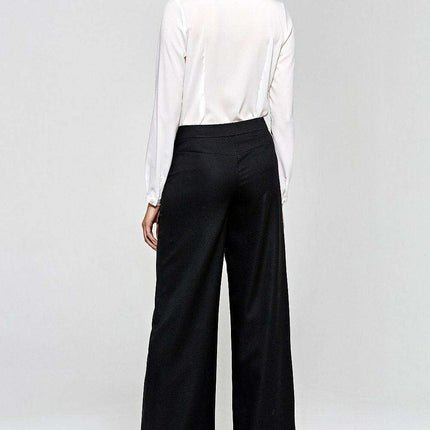 Elegant Ecru Long Sleeve Chic Blouse for Women by Nife - Très Elite