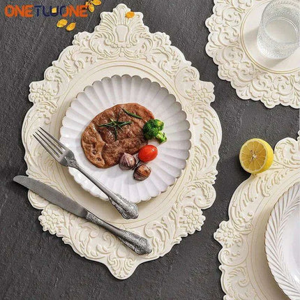 Elegant Embossed Flower Silicone Placemats - Enhance Your Dining Experience - Très Elite