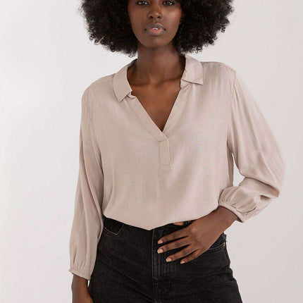 Elegant Essential Top