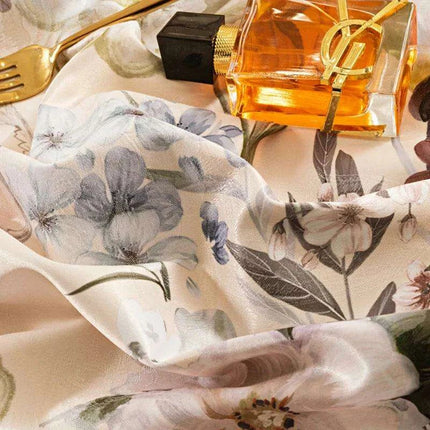 Elegant European Vintage Floral Jacquard Cotton Bedding Set for Weddings with Duvet Cover and Sheet Choices - Très Elite