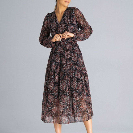 Elegant Everyday Dress with Curve-Enhancing Fit - Très Elite