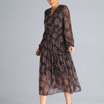 Elegant Everyday Dress with Curve-Enhancing Fit - Très Elite