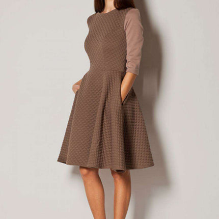 Elegant Flare: Quilted Dress for Effortless Chic - Très Elite