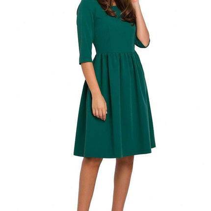 Elegant Flared Midi Dress - Très Elite