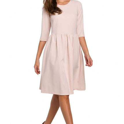 Elegant Flared Midi Dress - Très Elite