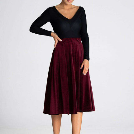 Elegant Flared Midi Skirt with Waist-Enhancing Design - Très Elite