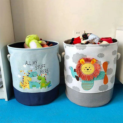 Elegant Flip-Lid Laundry Organizer Box in White - Très Elite