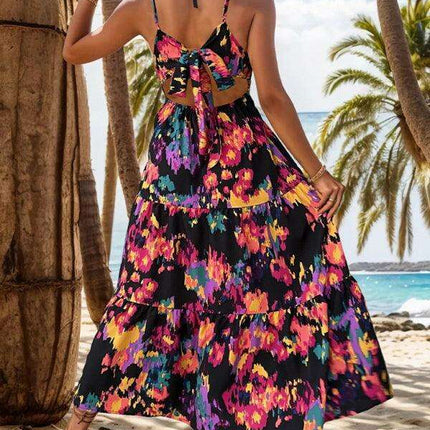 Elegant Floral Backless A-line Dress with Sophisticated Slit Detail - Très Elite