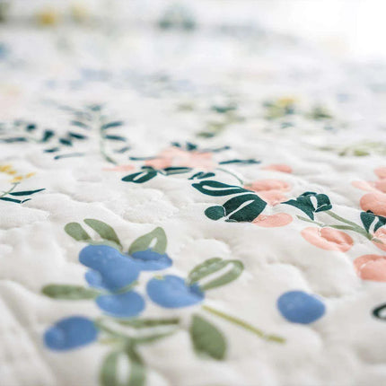 Elegant Floral Garden Reversible Quilt Set - 3-Piece Microfiber Bedding Ensemble - Très Elite