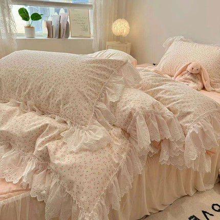 Elegant Floral Lace Ruffled Cotton Bedding Collection with Duvet Cover, Bed Skirt, Fitted Sheet, and Pillowcases - Très Elite
